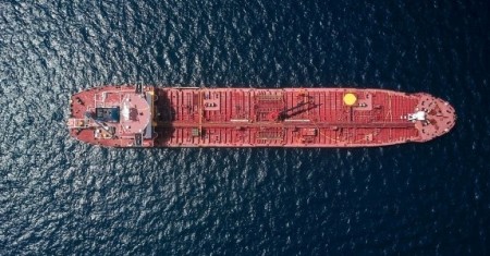 Giá cước tàu chở dầu tăng vọt lên mức cao nhất trong gần 3 năm