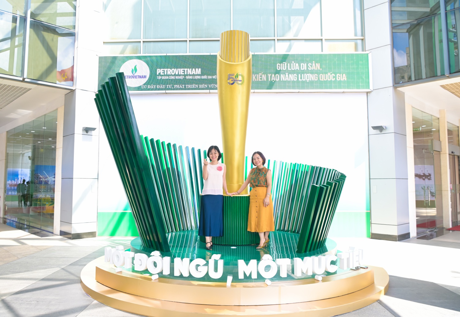 Màn hình Led và Photobooth tại sảnh tầng 1