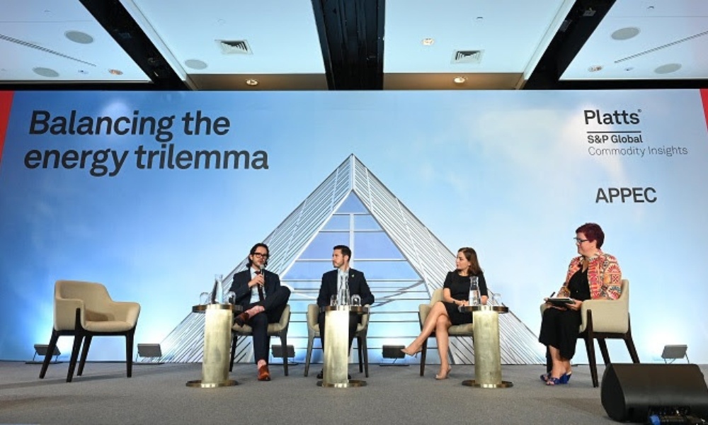 Thấy gì từ Hội nghị Dầu khí Châu Á - Thái Bình Dương? Thấy gì từ Hội nghị Dầu khí Châu Á - Thái Bình Dương?