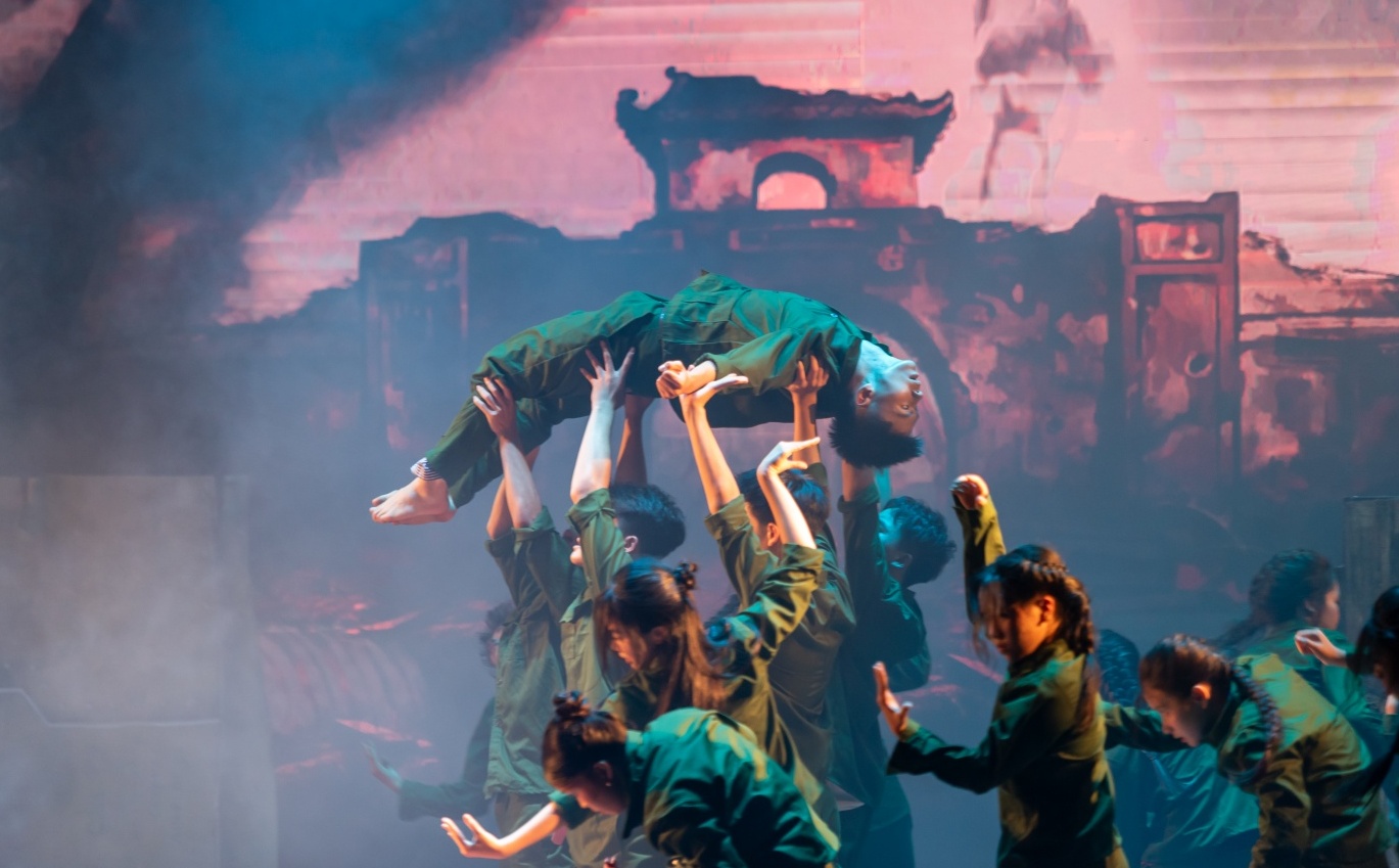 Showcase 2025: Gửi Lửa - Âm vang của khát vọng và hy sinh