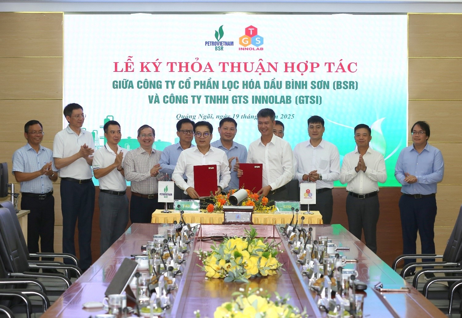 BSR và GTSI thực hiện ký kết thỏa thuận hợp tác.