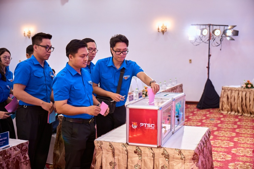 Tuổi trẻ PTSC: Bản lĩnh vững vàng, trí tuệ đổi mới, khát vọng vươn xa, chung tay kiến tạo PTSC phát triển bền vững Tuổi trẻ PTSC: Bản lĩnh vững vàng, trí tuệ đổi mới, khát vọng vươn xa, chung tay kiến tạo PTSC phát triển bền vững