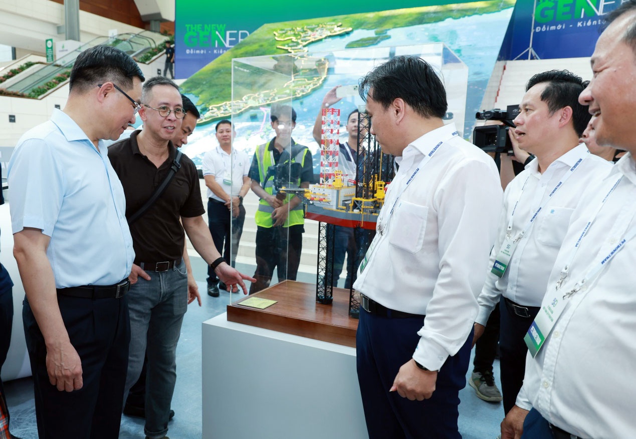 Lãnh đạo Petrovietnam khảo sát công tác chuẩn bị Lễ kỷ niệm 50 năm thành lập và Triển lãm Khoa học, Công nghệ Tập đoàn