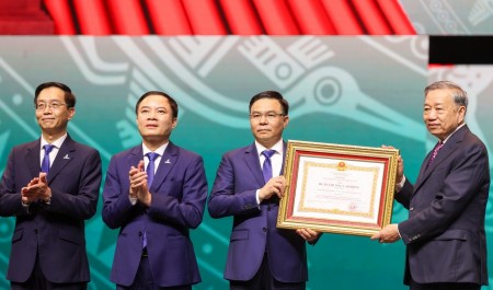 Tiếp lửa tự hào, phấn đấu hoàn thành xuất sắc nhiệm vụ SXKD cả năm 2025