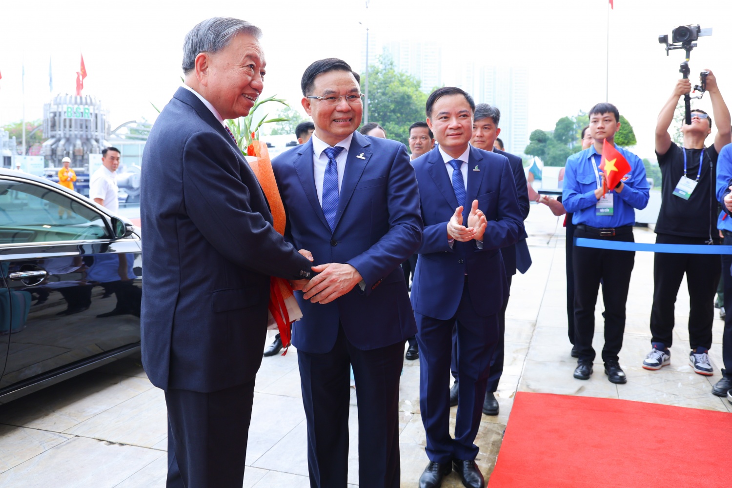 [Chùm ảnh] Petrovietnam long trọng tổ chức Lễ kỷ niệm 50 năm thành lập