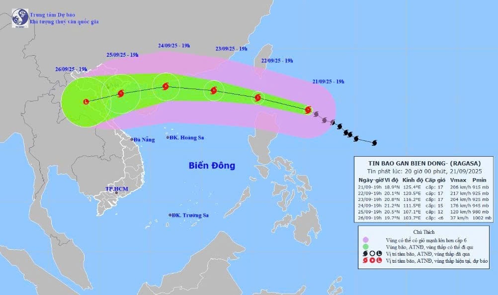Siêu bão Ragasa có thể giật cấp 17, dự kiến đổ bộ Biển Đông vào tối 22/9