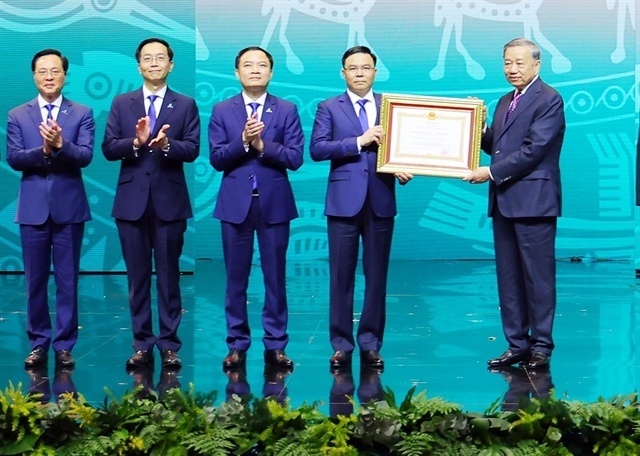 Petrovietnam asked to continue leading nation’s industrialisation, modernisation