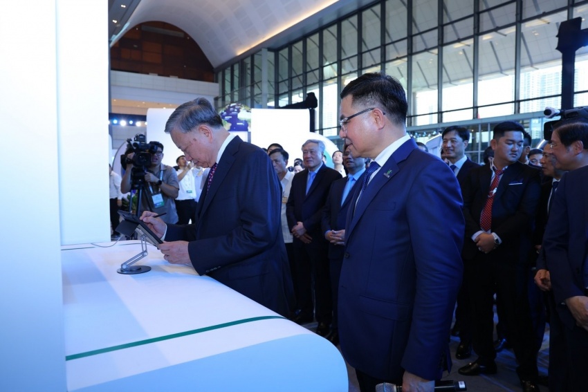 General Secretary To Lam attends the 50th anniversary of Petrovietnam's founding General Secretary To Lam attends the 50th anniversary of Petrovietnam's founding