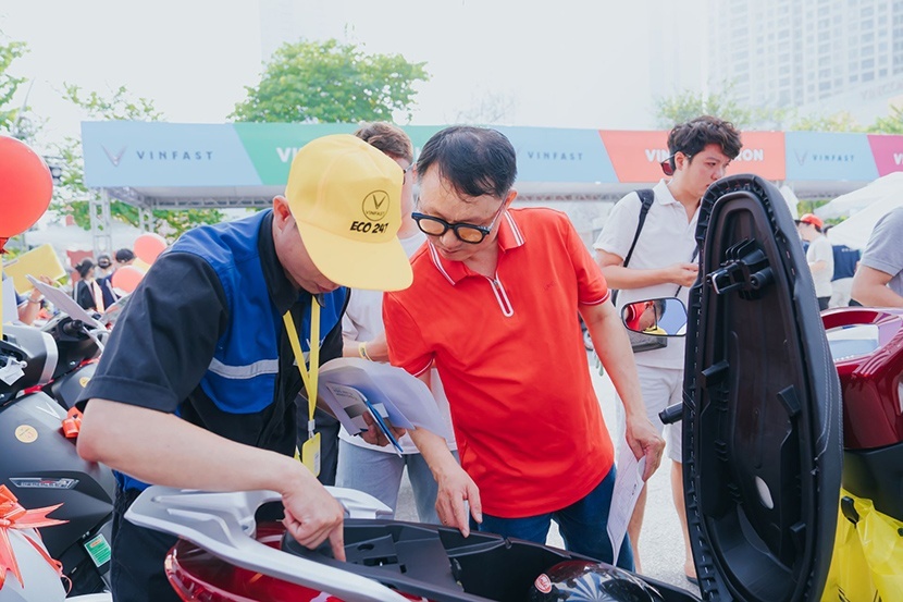 Người dùng Việt nói về VinFast Feliz Neo: Đi rồi mới thấy sướng, rẻ và tiện, khó quay lại xe tay ga