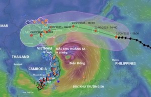 Biển Đông chuẩn bị có bão số 10, cảnh báo nguy cơ “bão chồng bão” ở miền Trung