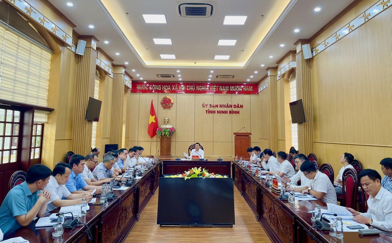 Tập trung tháo gỡ vướng mắc Dự án đường dây 500/220kV Nho Quan - Phủ Lý - Thường Tín