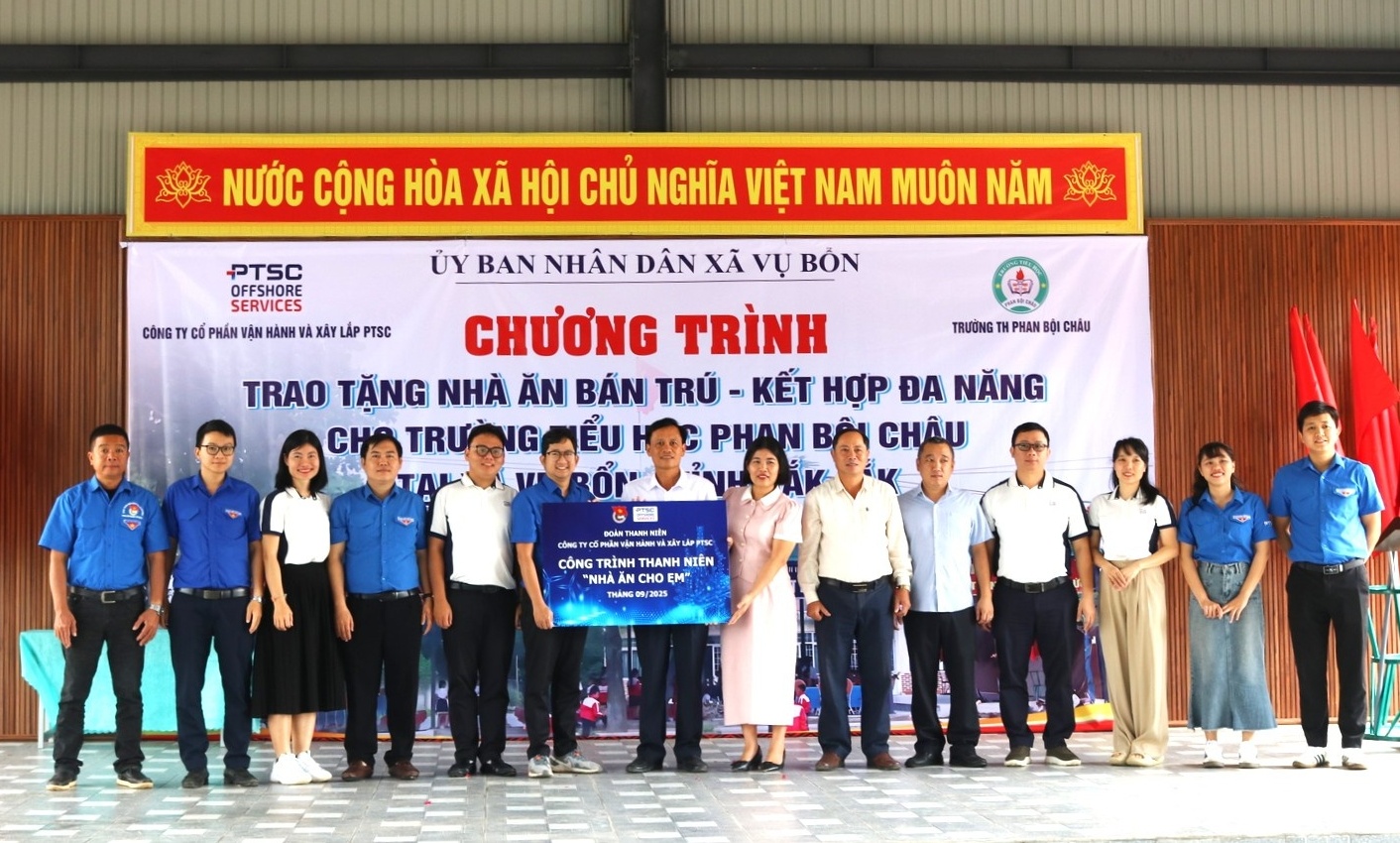 Đoàn Thanh niên POS trao tặng nhà ăn bán trú cho trường tiểu học vùng cao