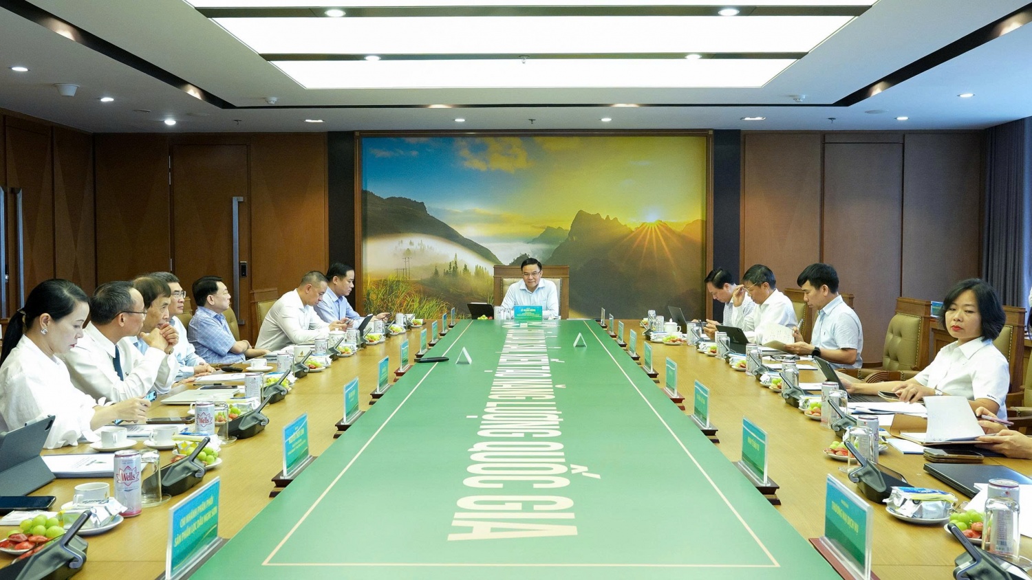 Petrovietnam chủ động nhận diện biến động kinh tế và an ninh năng lượng để quản trị mục tiêu, chiến lược