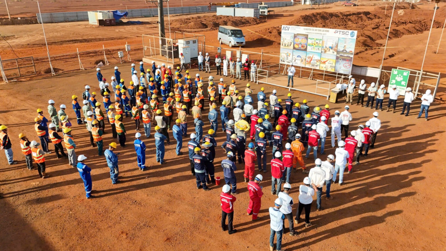 Tiếp thêm động lực cho người lao động PTSC Quảng Ngãi tại Dự án Sân bay Long Thành Tiếp thêm động lực cho người lao động PTSC Quảng Ngãi tại Dự án Sân bay Long Thành