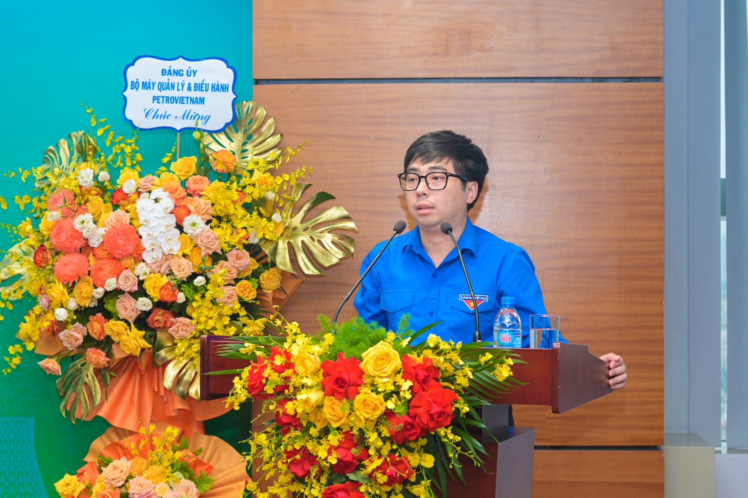 Tuổi trẻ BMQL&ĐH Petrovietnam: Xung kích, sáng tạo, khẳng định bản lĩnh trong nhiệm kỳ mới Tuổi trẻ BMQL&ĐH Petrovietnam: Xung kích, sáng tạo, khẳng định bản lĩnh trong nhiệm kỳ mới