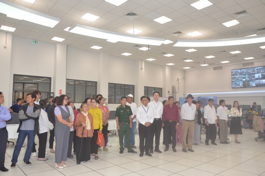TP HCM: 100 cư dân xã Long Sơn tham quan Tổ hợp hóa dầu hơn 5 tỷ USD