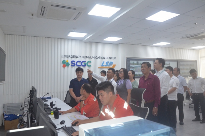 TP HCM: 100 cư dân xã Long Sơn tham quan Tổ hợp hóa dầu hơn 5 tỷ USD