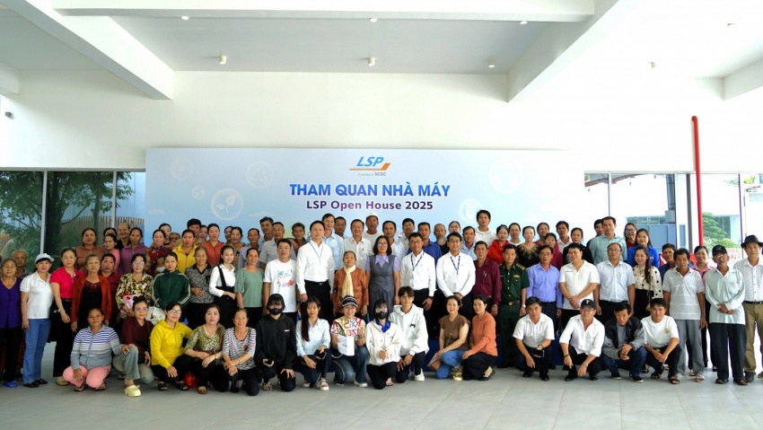 TP HCM: 100 cư dân xã Long Sơn tham quan Tổ hợp hóa dầu hơn 5 tỷ USD