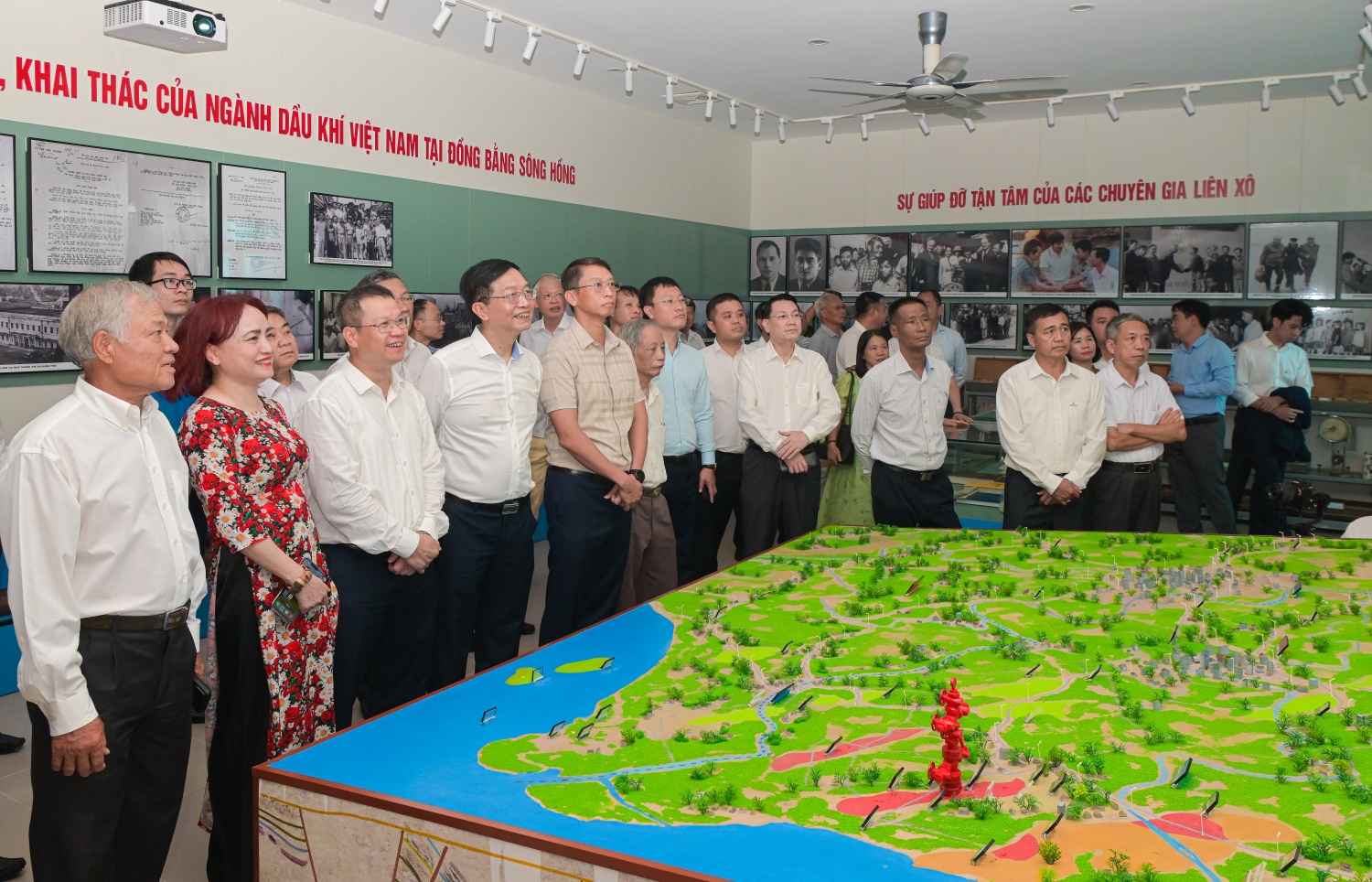 Từ giếng khoan GK-61 đến Khu lưu niệm Dầu khí: Ngọn lửa ký ức vẫn sáng mãi