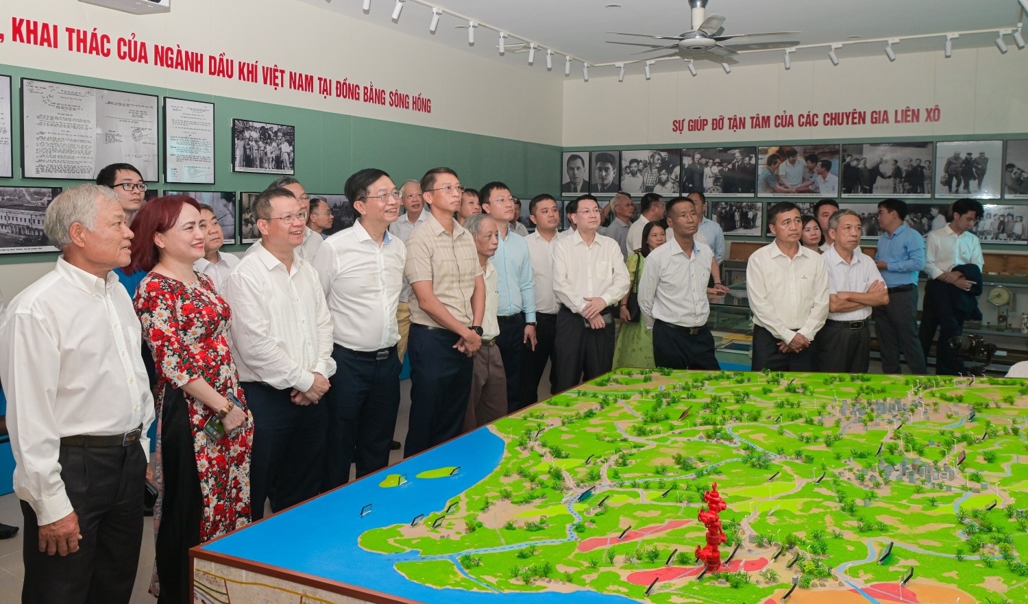 Khu lưu niệm Dầu khí Đồng bằng Sông Hồng: "Địa chỉ đỏ" giáo dục truyền thống của Petrovietnam