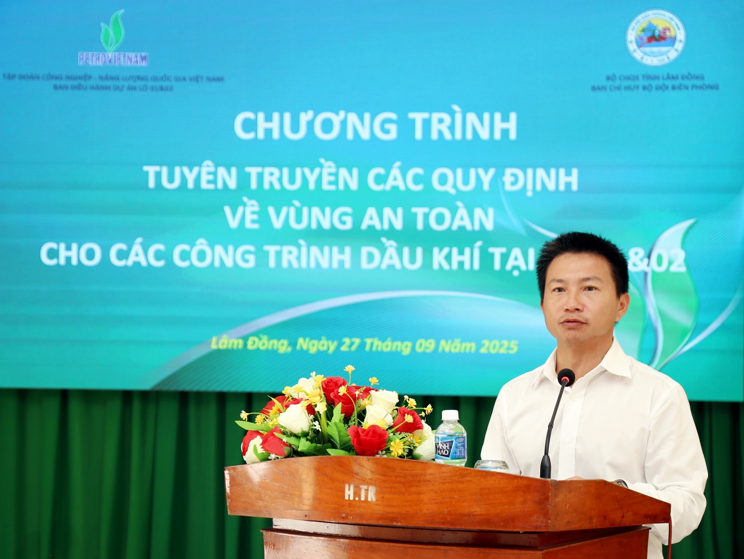 Tuyên truyền bảo vệ an ninh, an toàn công trình dầu khí tại Lô 01&02 Tuyên truyền bảo vệ an ninh, an toàn công trình dầu khí tại Lô 01&02