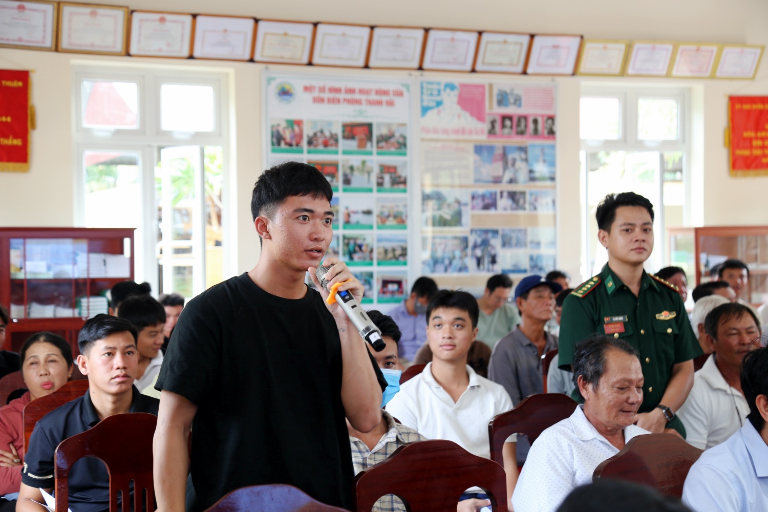 Tuyên truyền bảo vệ an ninh, an toàn công trình dầu khí tại Lô 01&02 Tuyên truyền bảo vệ an ninh, an toàn công trình dầu khí tại Lô 01&02