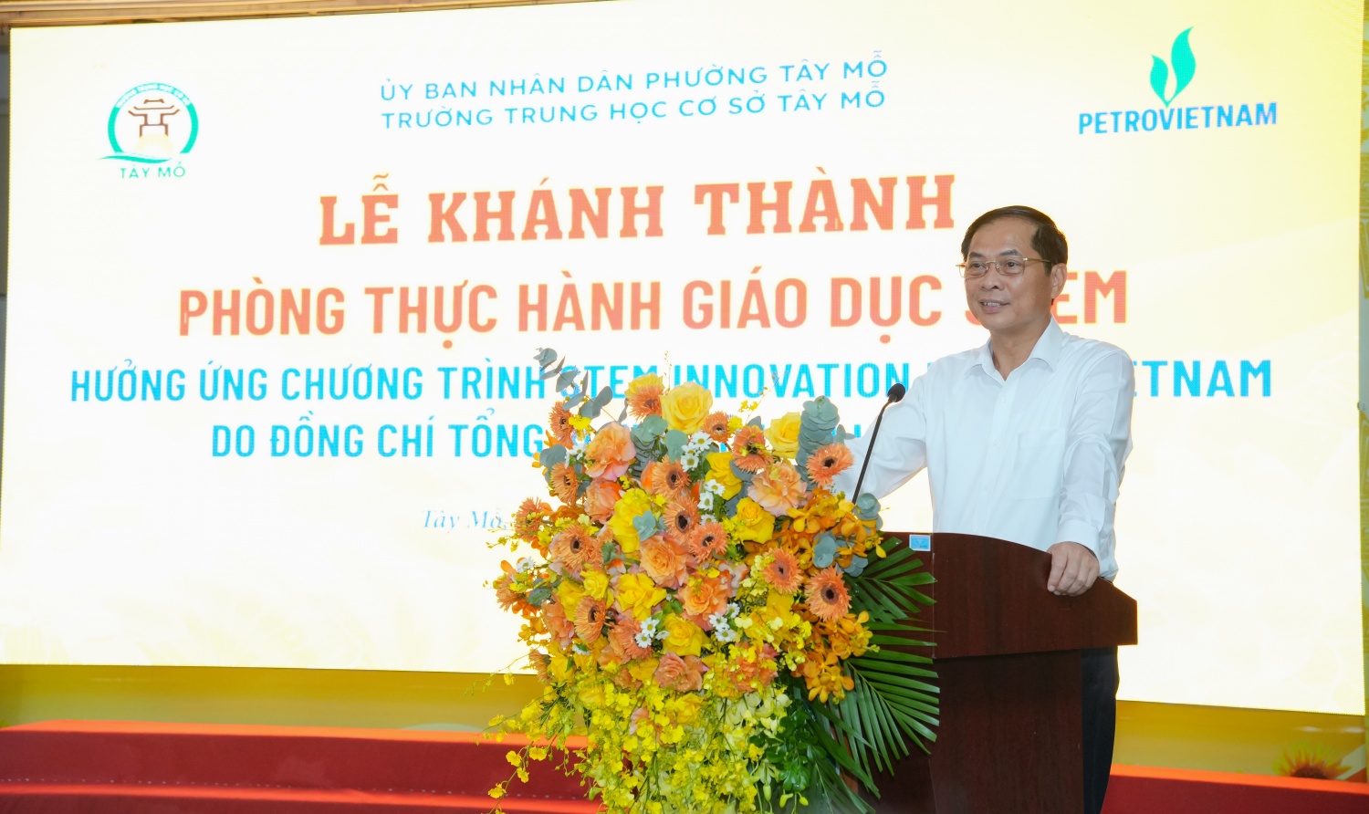 Khánh thành 2 phòng thực hành STEM tại THCS Tây Mỗ và Tây Mỗ 3