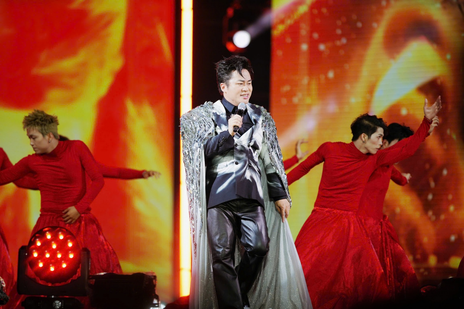 Hành trình bùng nổ cảm xúc của chuỗi sự kiện âm nhạc - công nghệ BIDV Music Festival Hành trình bùng nổ cảm xúc của chuỗi sự kiện âm nhạc - công nghệ BIDV Music Festival