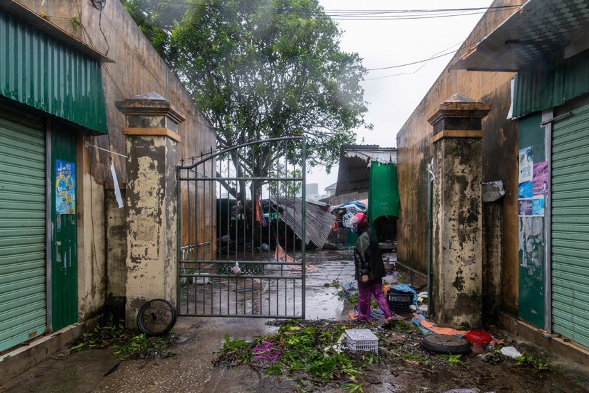 Nghệ An tan hoang sau bão số 10