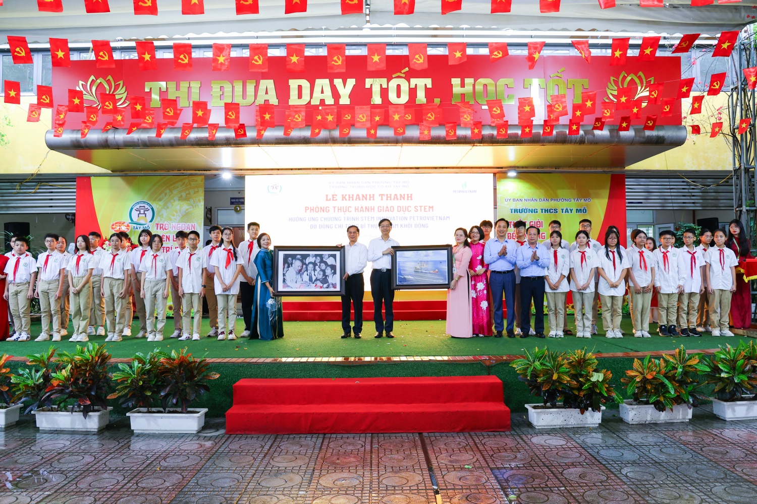 Petrovietnam tiên phong phát triển giáo dục STEM: Khánh thành 2 phòng học tại THCS Tây Mỗ và Tây Mỗ 3