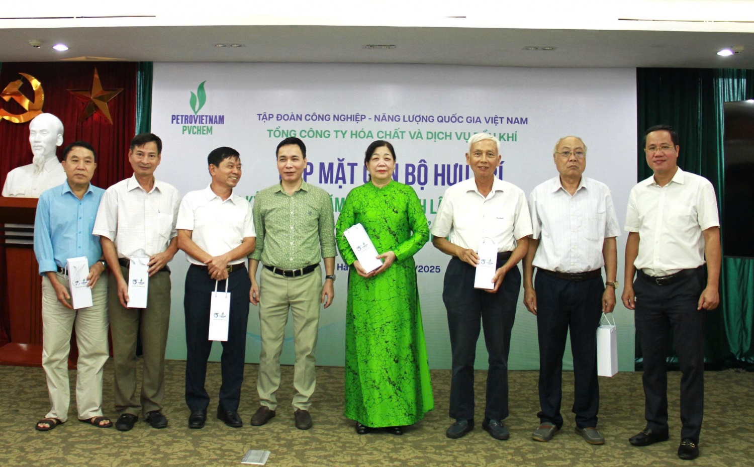 PVChem tổ chức tri ân các thế hệ cán bộ công nhân viên Văn hóa PVChem