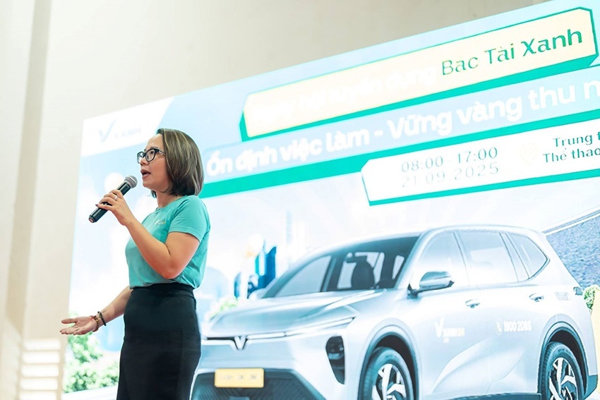 Hàng trăm tài xế quyết định gia nhập Xanh SM tại Ngày hội Bác Tài Xanh Hàng trăm tài xế quyết định gia nhập Xanh SM tại Ngày hội Bác Tài Xanh