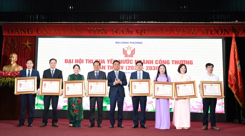 Đại hội Thi đua yêu nước ngành Công Thương lần thứ IV: Nâng phong trào thi đua lên tầm cao mới