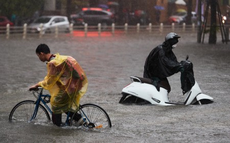 Hà Nội: 65 điểm úng ngập do mưa lớn kéo dài