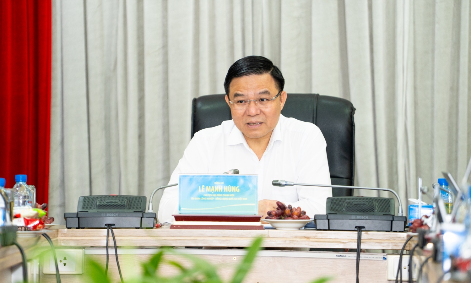 Chủ tịch HĐTV Petrovietnam Lê Mạnh Hùng: “Tốc độ nhanh, hiệu quả cao” đảm bảo tăng trưởng lĩnh vực khai thác dầu khí Chủ tịch HĐTV Petrovietnam Lê Mạnh Hùng: “Tốc độ nhanh, hiệu quả cao” đảm bảo tăng trưởng lĩnh vực khai thác dầu khí