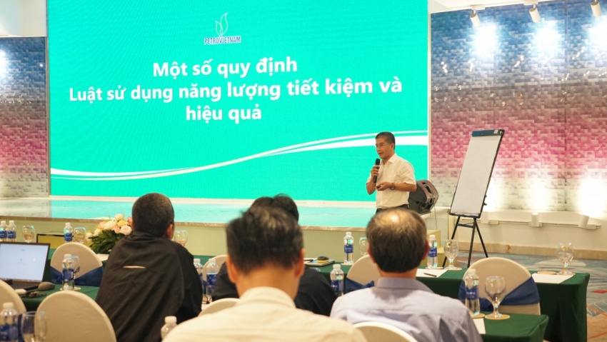 Petrovietnam tập huấn chuyên đề An toàn Môi trường & Phát triển bền vững Petrovietnam tập huấn chuyên đề An toàn Môi trường và Phát triển bền vững