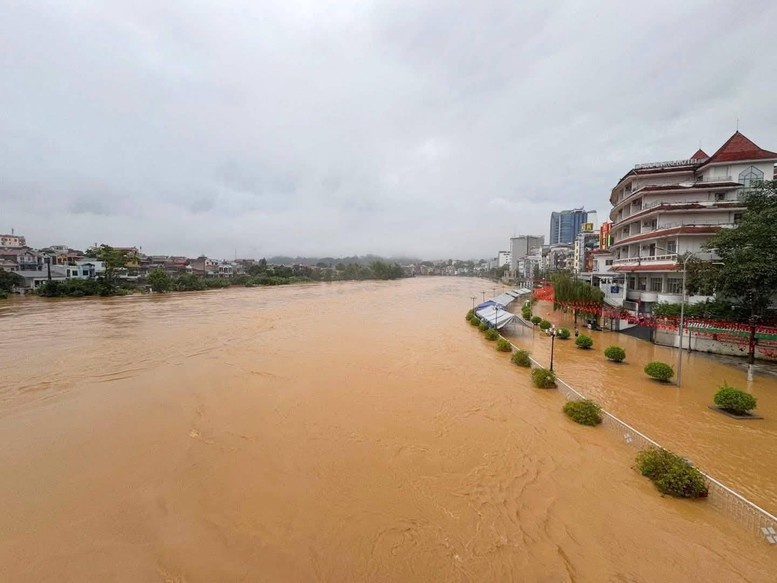 Ngập lụt và sạt lở xuất hiện tại Cao Bằng Ngập lụt và sạt lở xuất hiện tại Cao Bằng