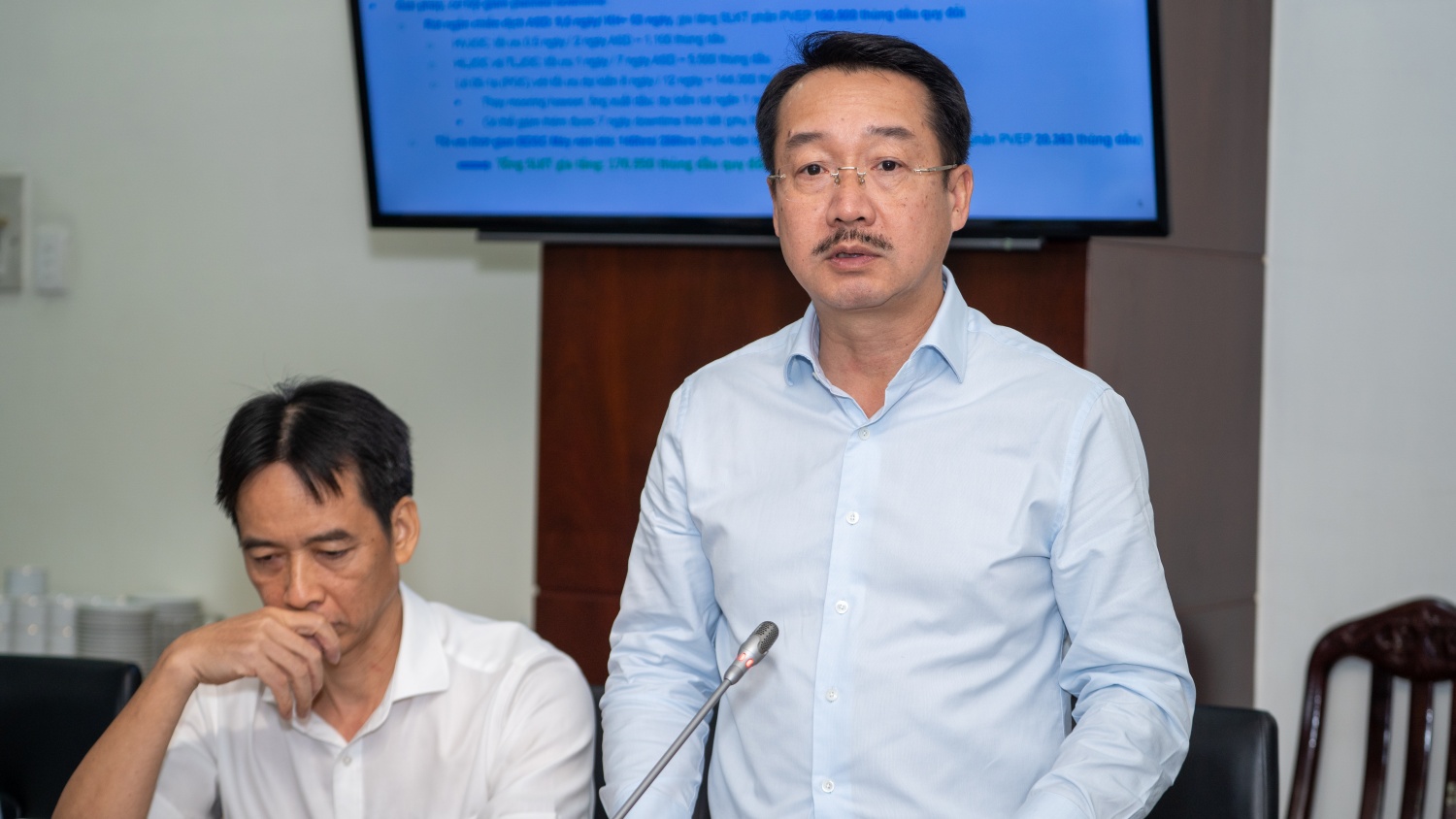 Chủ tịch HĐTV Petrovietnam Lê Mạnh Hùng: “Tốc độ nhanh, hiệu quả cao” đảm bảo tăng trưởng lĩnh vực khai thác dầu khí Chủ tịch HĐTV Petrovietnam Lê Mạnh Hùng: “Tốc độ nhanh, hiệu quả cao” đảm bảo tăng trưởng lĩnh vực khai thác dầu khí