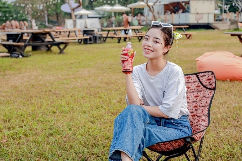 Gen Z “say yes” đồ uống sạch: Hành trình từ thảo mộc tự nhiên đến chuẩn 3 Không của Trà Thanh Nhiệt Dr Thanh Gen Z “say yes” đồ uống sạch: Hành trình từ thảo mộc tự nhiên đến chuẩn 3 Không của Trà Thanh Nhiệt Dr Thanh