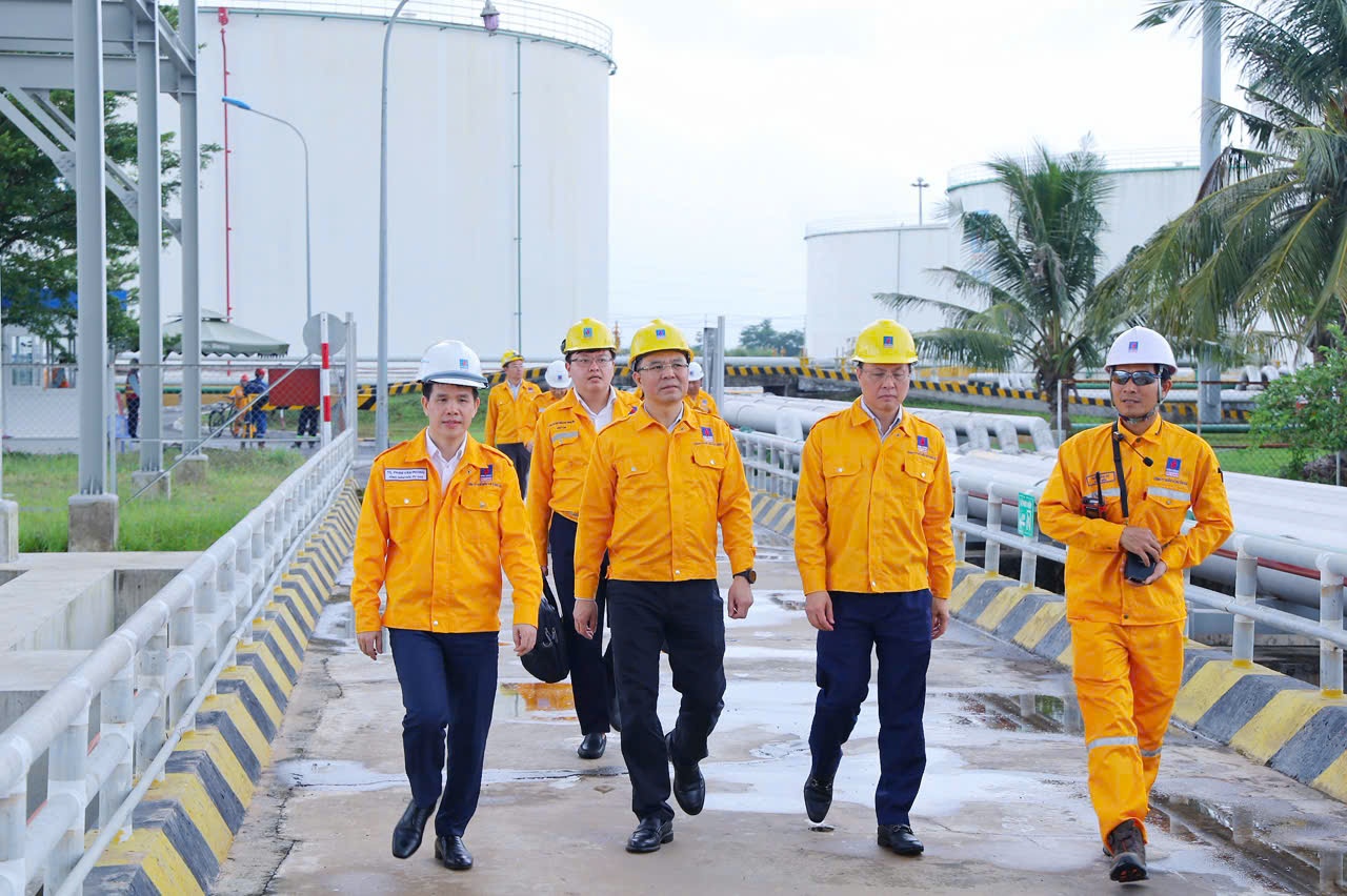 “Nói ít, nghĩ nhiều, làm nhiều, tốc độ nhanh, hiệu quả cao”