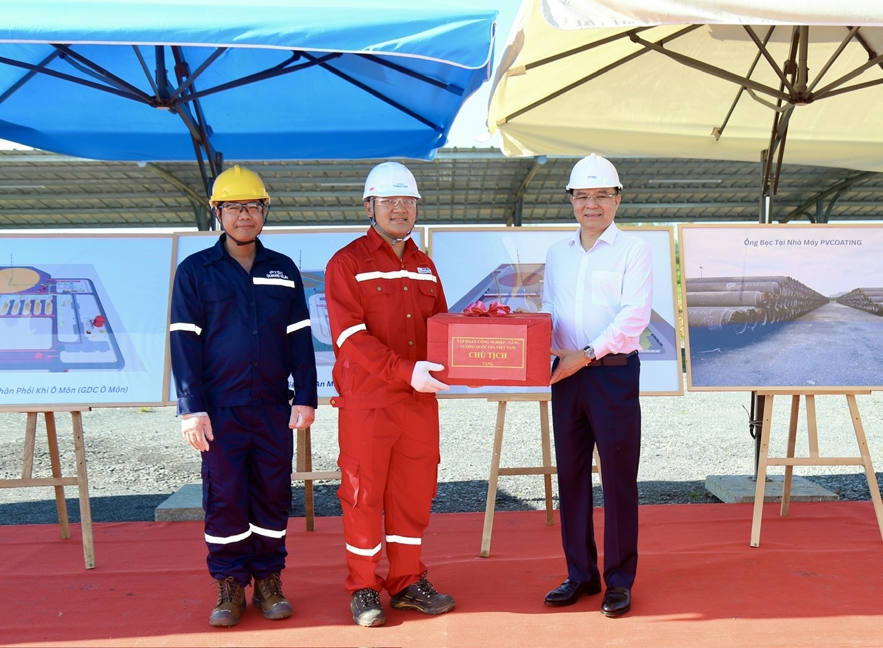 “Nói ít, nghĩ nhiều, làm nhiều, tốc độ nhanh, hiệu quả cao”