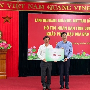 Petrovietnam trao hỗ trợ 5 tỷ đồng khắc phục hậu quả bão số 10 đến tỉnh Quảng Trị