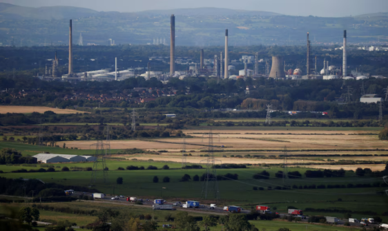 Các nhà máy lọc dầu châu Âu làm gì để đảm bảo tương lai lâu dài?