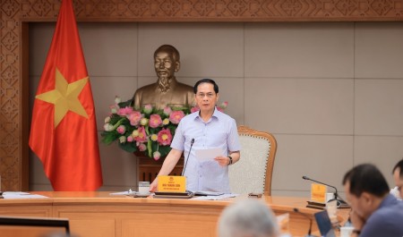Phó Thủ tướng yêu cầu xử lý, giải quyết khó khăn, vướng mắc các dự án trọng điểm ngành năng lượng