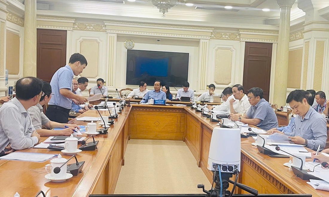 Gỡ vướng mắc trong đầu tư xây dựng các dự án truyền tải điện tại TP HCM