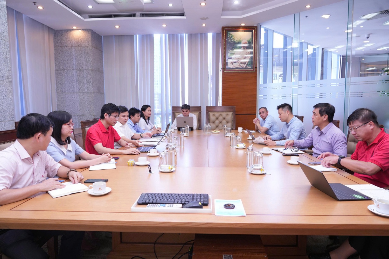 Đảng bộ Bộ máy Quản lý và Điều hành Petrovietnam quán triệt tinh thần “Nói ít, nghĩ nhiều, làm nhiều, tốc độ nhanh, hiệu quả cao” Đảng bộ Bộ máy Quản lý và Điều hành Petrovietnam quán triệt tinh thần “Nói ít, nghĩ nhiều, làm nhiều, tốc độ nhanh, hiệu quả cao”