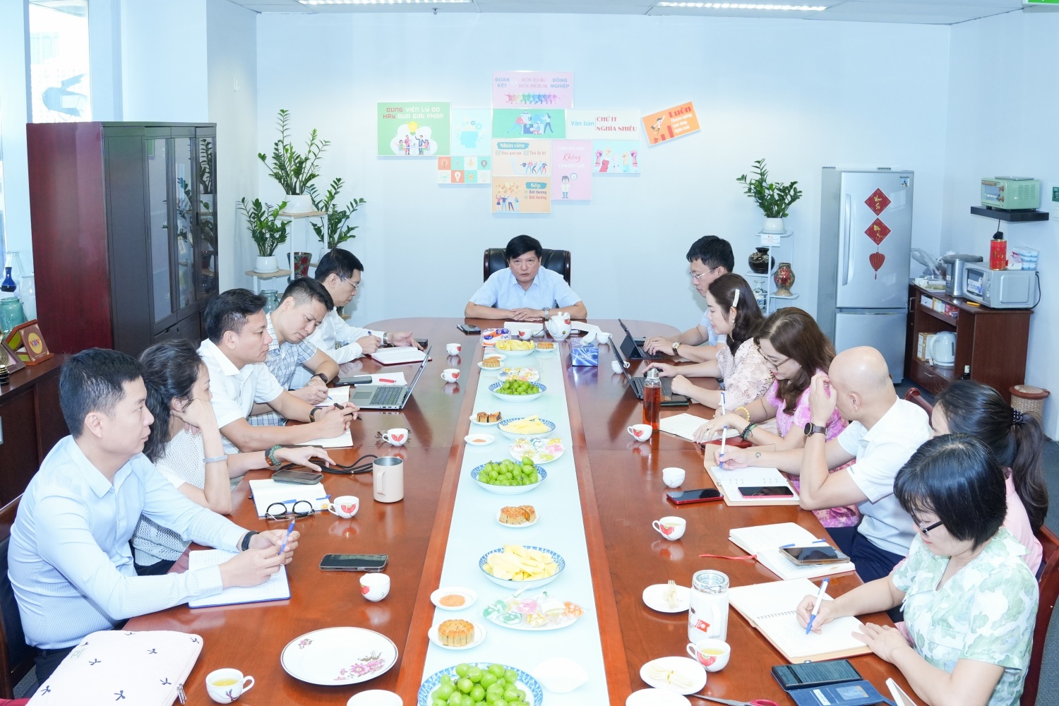 Đảng bộ Bộ máy Quản lý và Điều hành Petrovietnam quán triệt tinh thần “Nói ít, nghĩ nhiều, làm nhiều, tốc độ nhanh, hiệu quả cao” Đảng bộ Bộ máy Quản lý và Điều hành Petrovietnam quán triệt tinh thần “Nói ít, nghĩ nhiều, làm nhiều, tốc độ nhanh, hiệu quả cao”