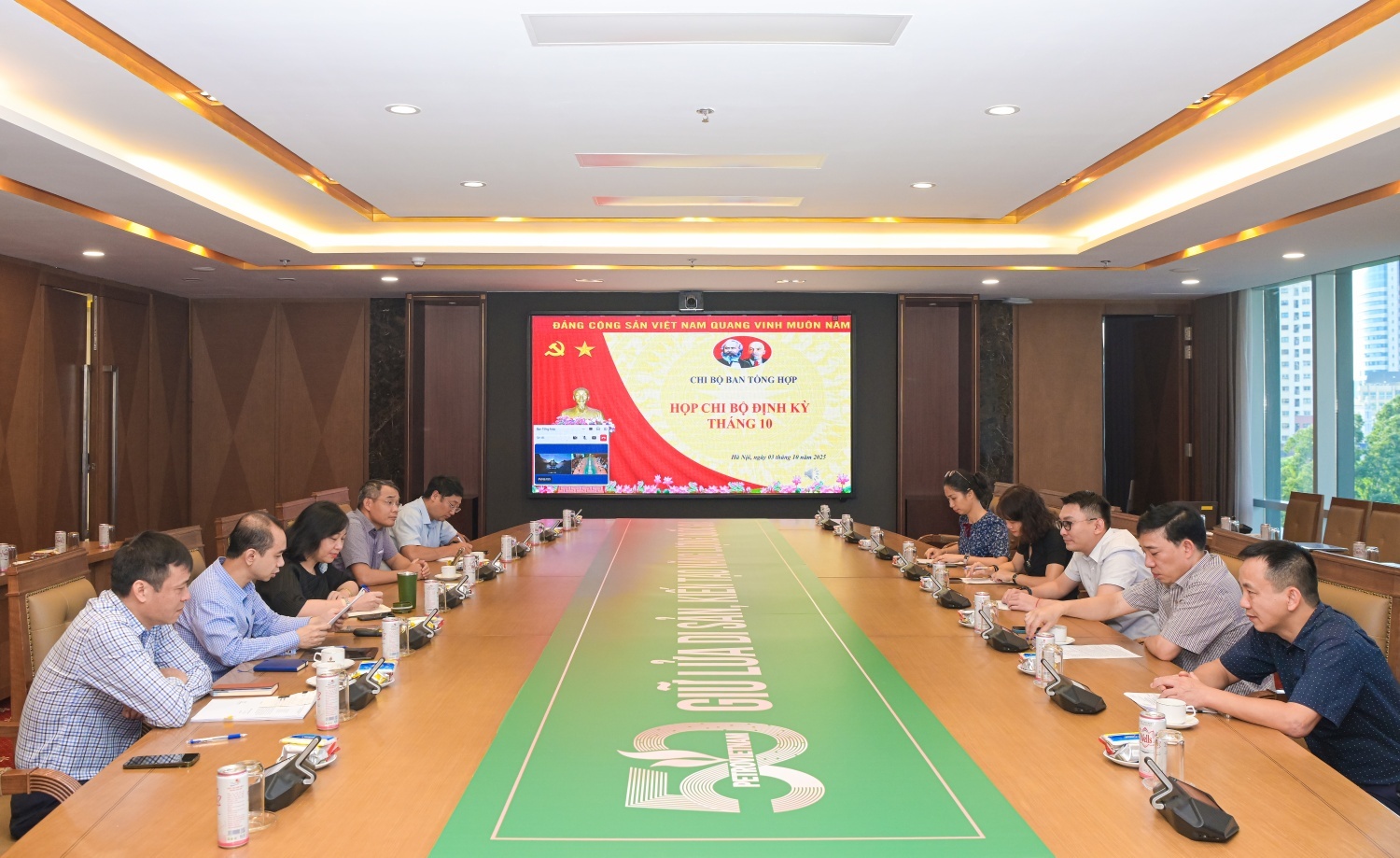 Đảng bộ Bộ máy Quản lý và Điều hành Petrovietnam quán triệt tinh thần “Nói ít, nghĩ nhiều, làm nhiều, tốc độ nhanh, hiệu quả cao” Đảng bộ Bộ máy Quản lý và Điều hành Petrovietnam quán triệt tinh thần “Nói ít, nghĩ nhiều, làm nhiều, tốc độ nhanh, hiệu quả cao”