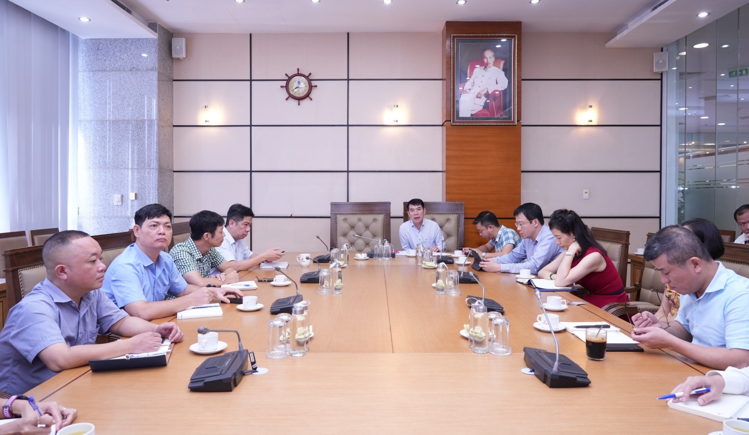 Đảng bộ Bộ máy Quản lý và Điều hành Petrovietnam quán triệt tinh thần “Nói ít, nghĩ nhiều, làm nhiều, tốc độ nhanh, hiệu quả cao” Đảng bộ Bộ máy Quản lý và Điều hành Petrovietnam quán triệt tinh thần “Nói ít, nghĩ nhiều, làm nhiều, tốc độ nhanh, hiệu quả cao”