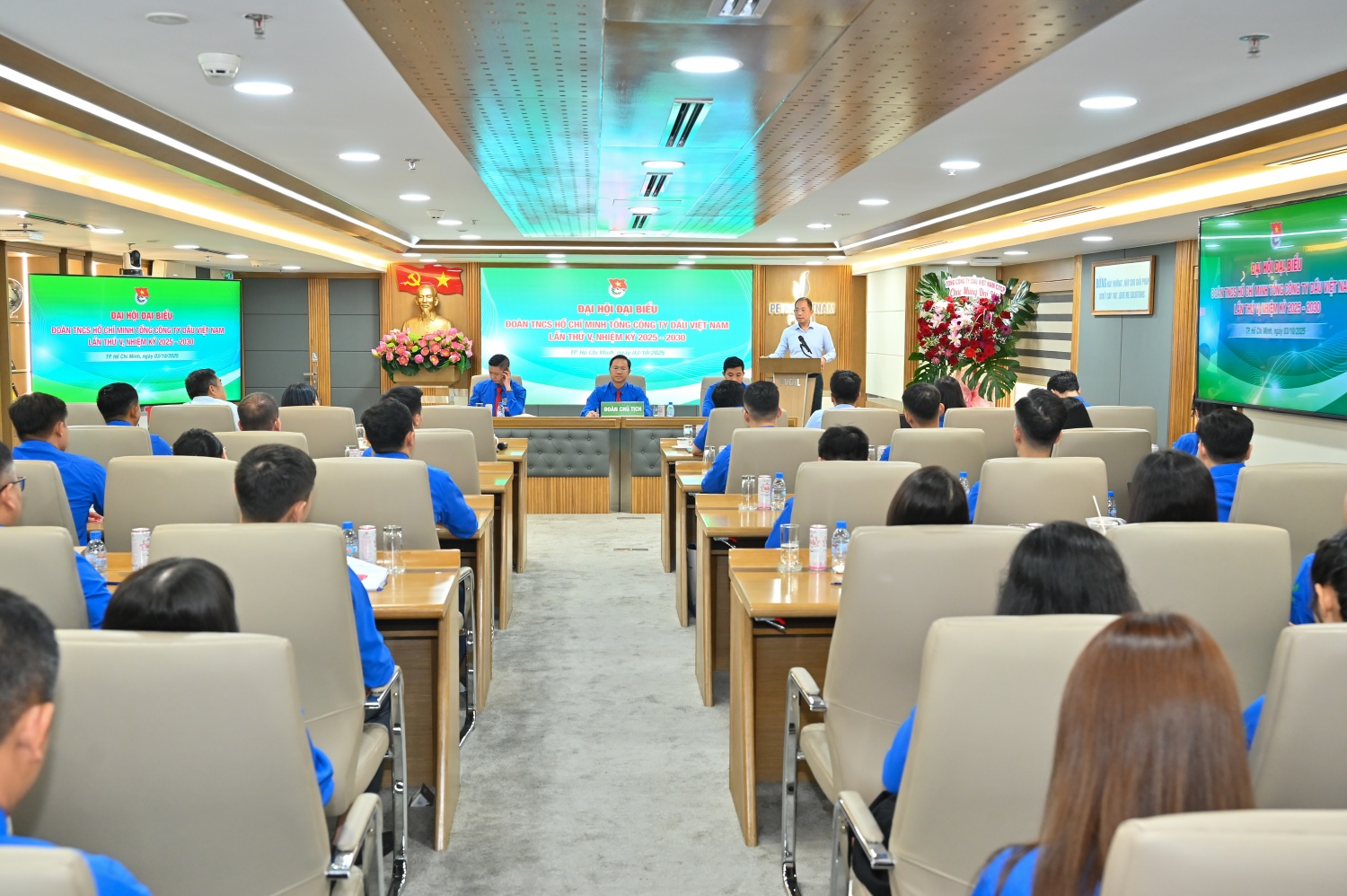 Toàn cảnh Đại hội